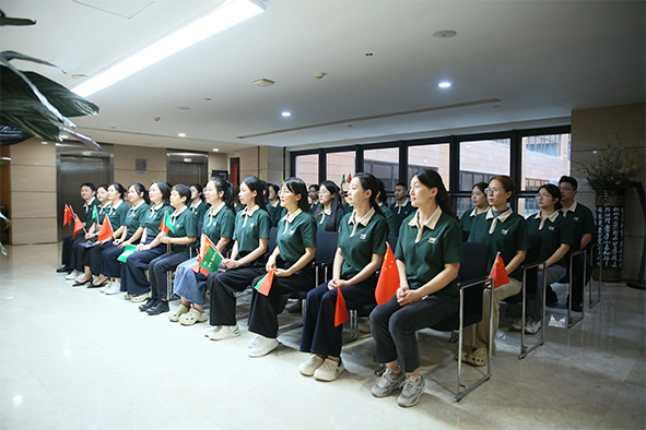 銘記抗戰(zhàn)歷史 科技守護糧安丨中威快活林組織全員觀看抗戰(zhàn)勝利閱兵